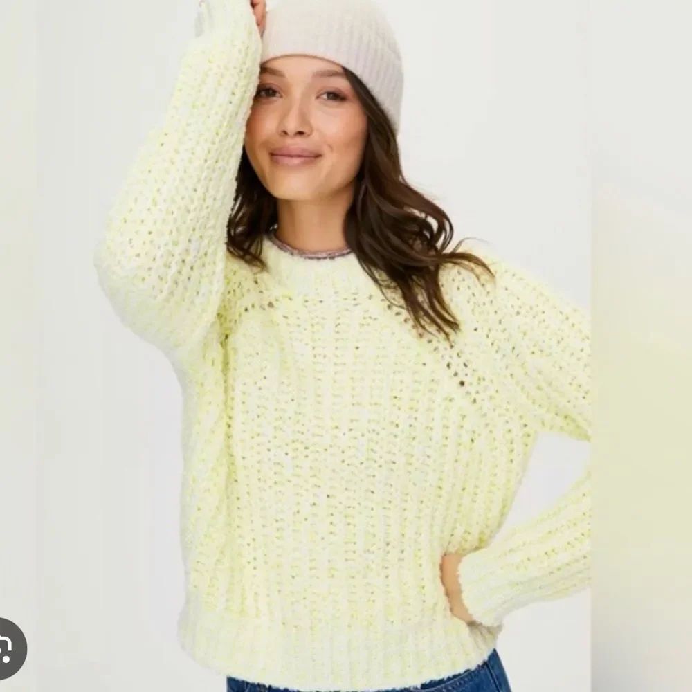 Aritzia Wilfred Confetti Chunky Knit Yellow White Sweater Women’s Large